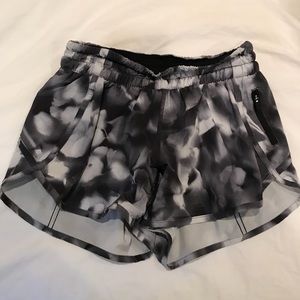 Women’s Lululemon shorts